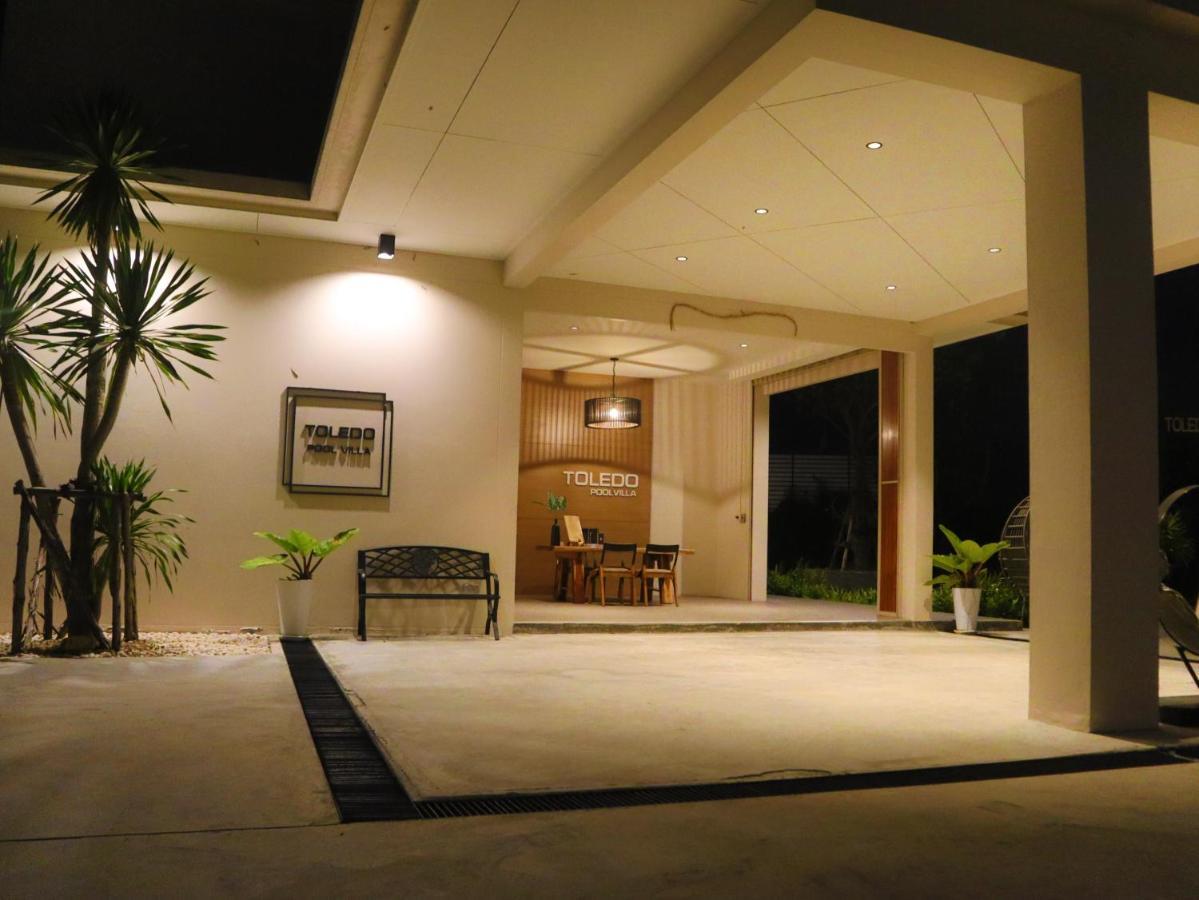 Toledo Pool Villa Nakhon Si Thammarat Exterior photo